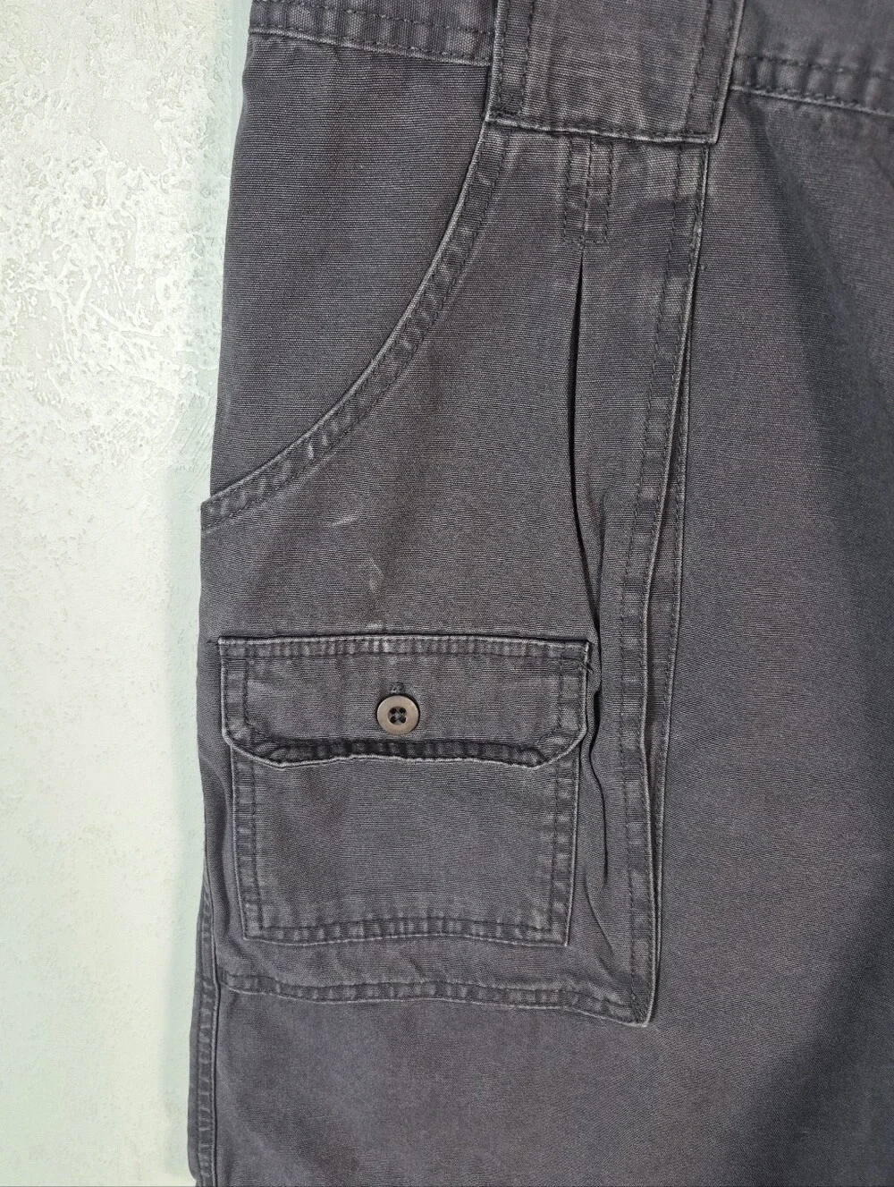 Cabela's Men's 7 Pocket Hiker Cargo Shorts Gray Size 46